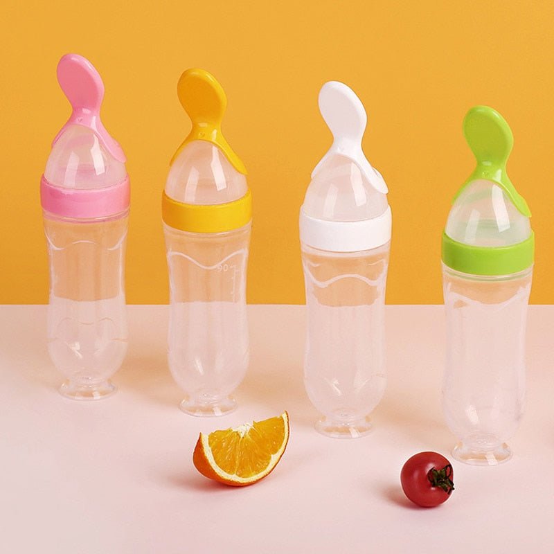 Biberon avec cuillère pour nouveau - né | EasyBottle™ - L'Univers des Petits