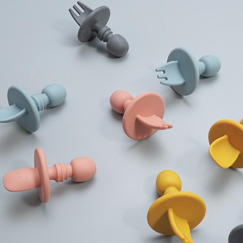 CuttieSpoon™ | Cuillère et fourchette pour bébé | Maman - L'Univers des Petits