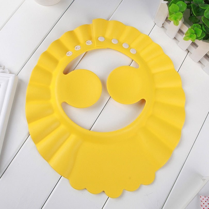 Visière chapeau pour douche bébé I ShampooCap™ - L'Univers des Petits