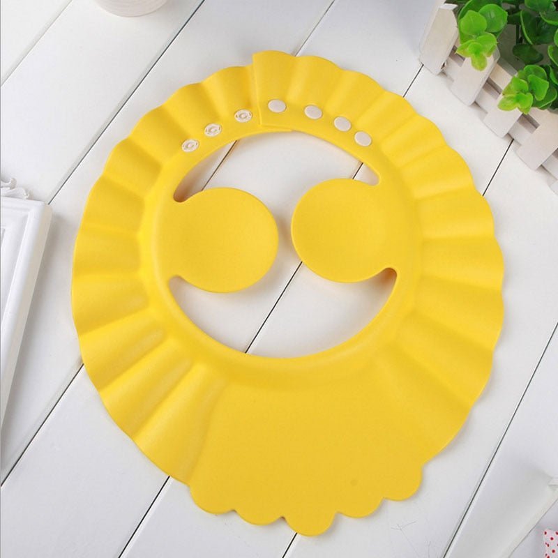 Visière chapeau pour douche bébé I ShampooCap™ - L'Univers des Petits